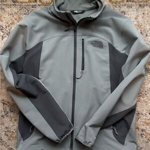 The North Face Men's Two-Tone Gray Performance Jacket